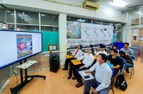 Sinh viên Trường Đại học Bình Dương háo hức tham gia tác phẩm thiết kế Poster “Chung tay đánh bay Covid” cấp trường