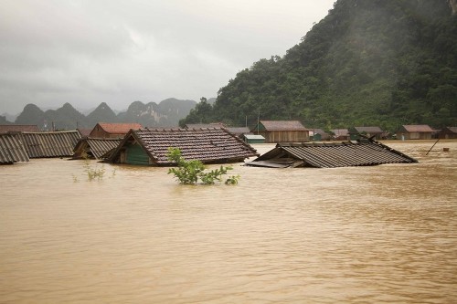 Xúc động qua lời kể của sinh viên quê miền Trung tại Trường Đại học Bình Dương