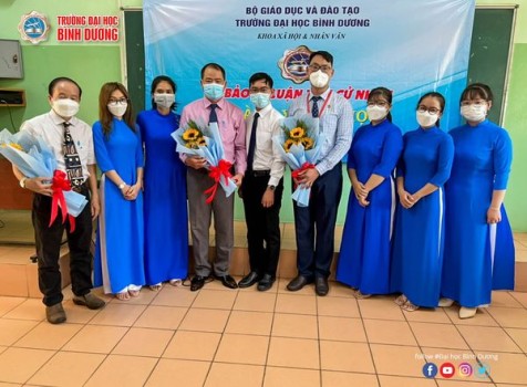 Sinh viên ngành Xã hội học bảo vệ thành công khóa luận tốt nghiệp đại học