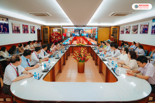 Khai giảng lớp liên thông ngành Dược học đợt 2 năm 2025