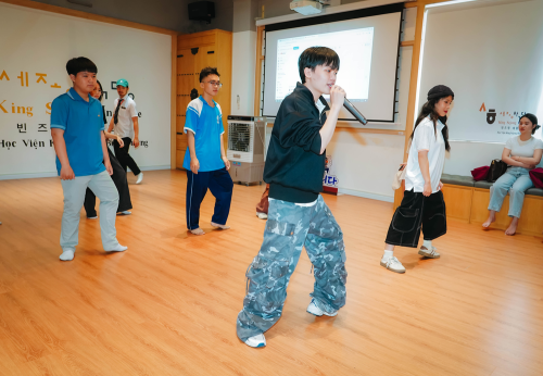 Sôi nổi "Ngày hội trải nghiệm ngành Hàn Quốc học" tại Trường Đại học Bình Dương