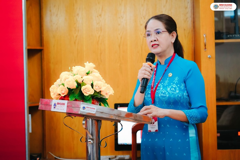 Dai hoc Binh Duong to chuc le khai giang lop dao tao trinh do thac si (2)