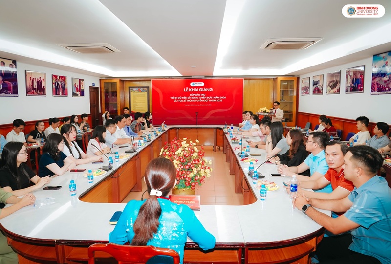 Dai hoc Binh Duong to chuc le khai giang lop dao tao trinh do thac si (3)