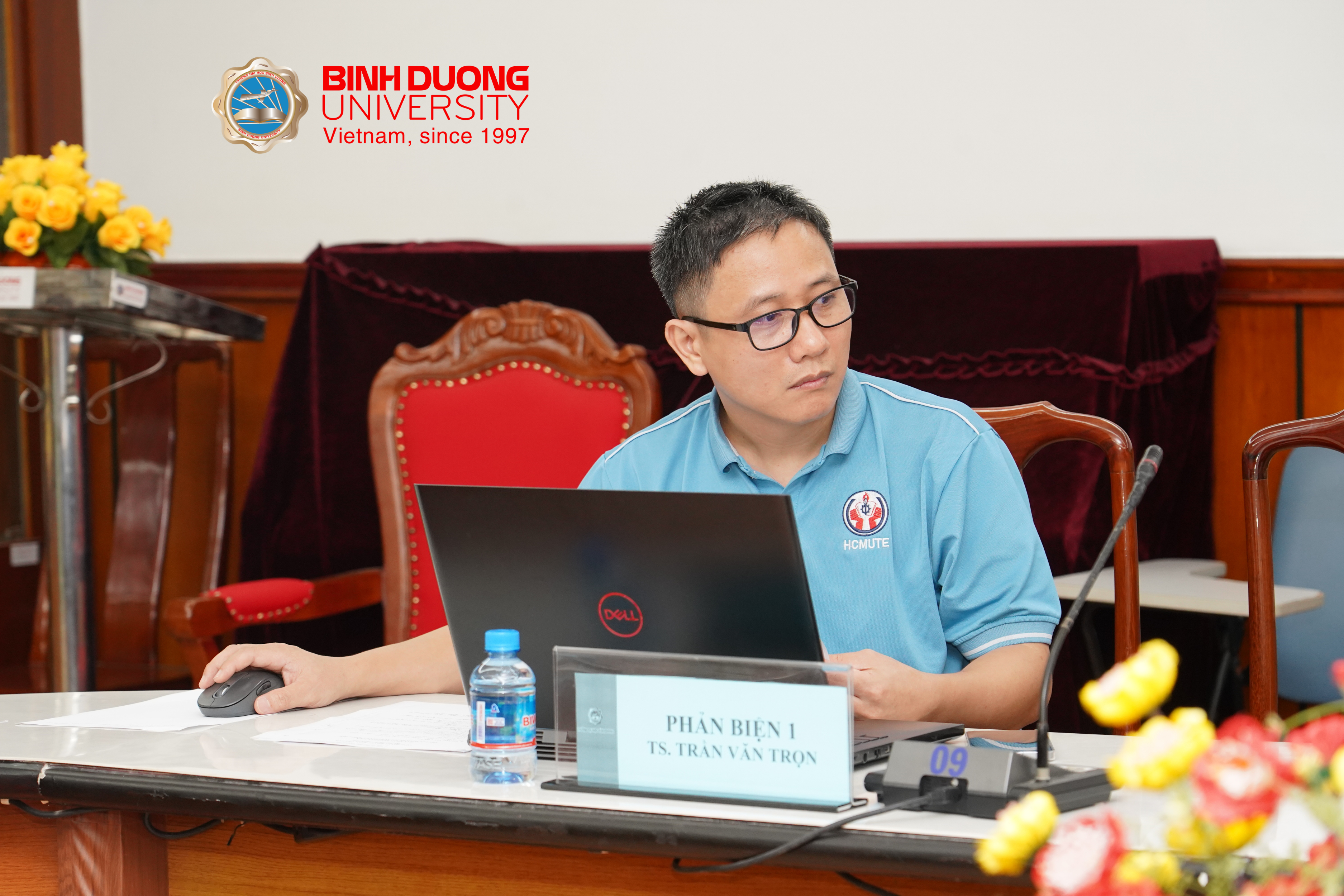 thẩm định thuyết minh hai đề tài nghiên cứu khoa học của Giảng viên Khoa Điện Điện tử 4
