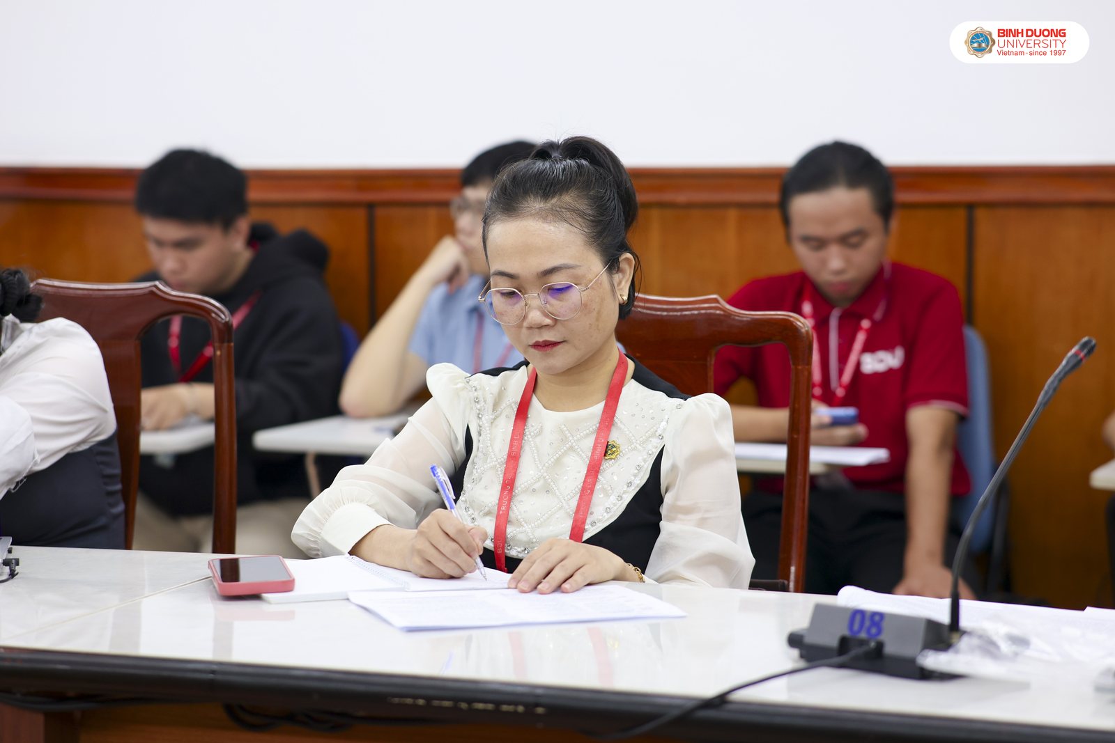 Sinh hoạt chuyên đề From Research to Publication – Khoa Ngoại ngữ