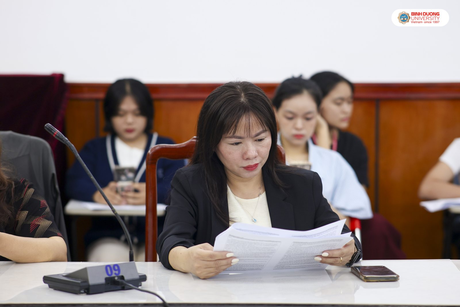 Sinh hoạt chuyên đề From Research to Publication – Khoa Ngoại ngữ