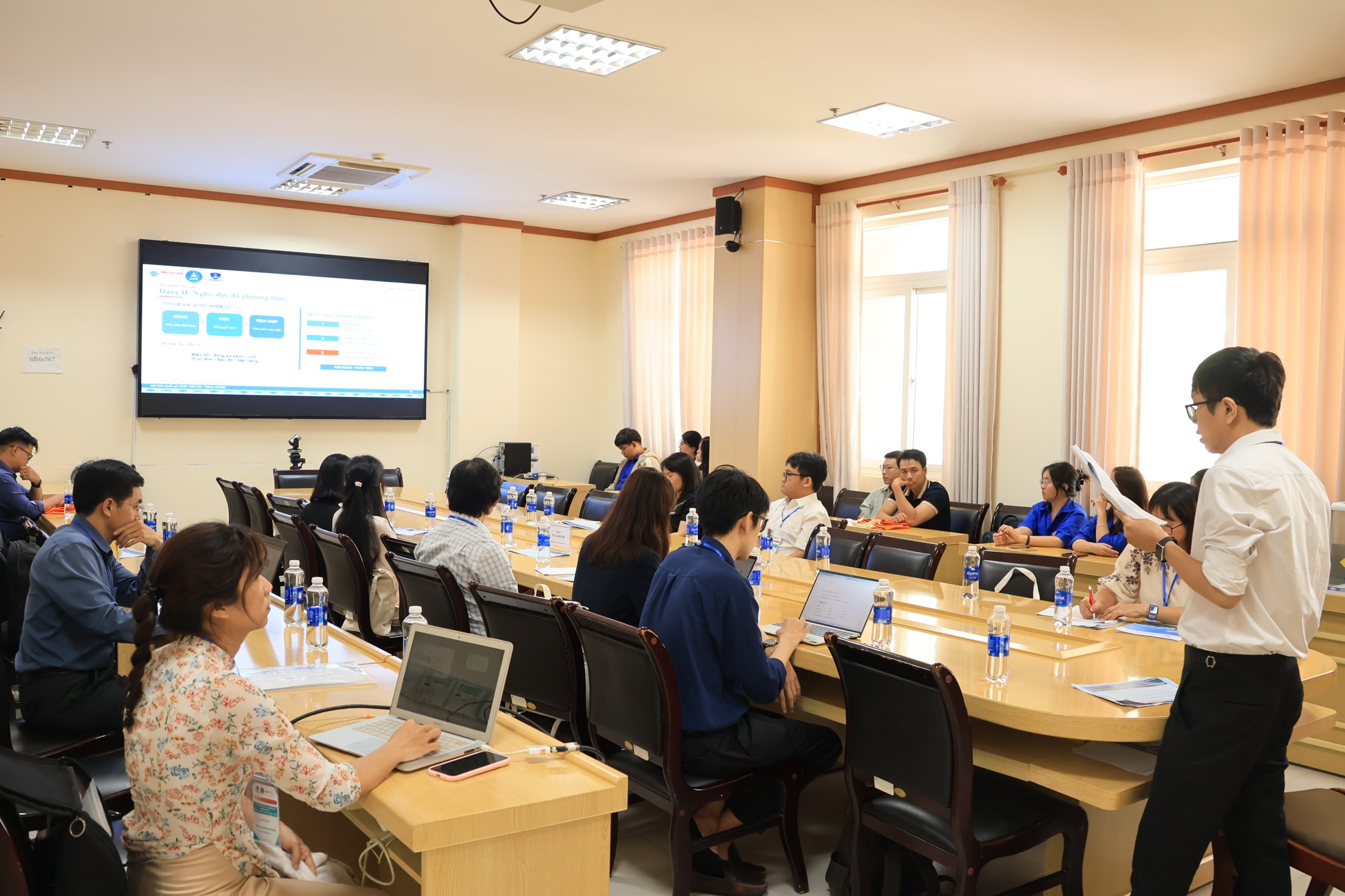 Hình ảnh tiểu ban Dịch thuật và giảng dạy các ngoại ngữ khác
